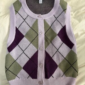 UO Santorini Buttoned Sweater Vest - Argyle Sweater Vest